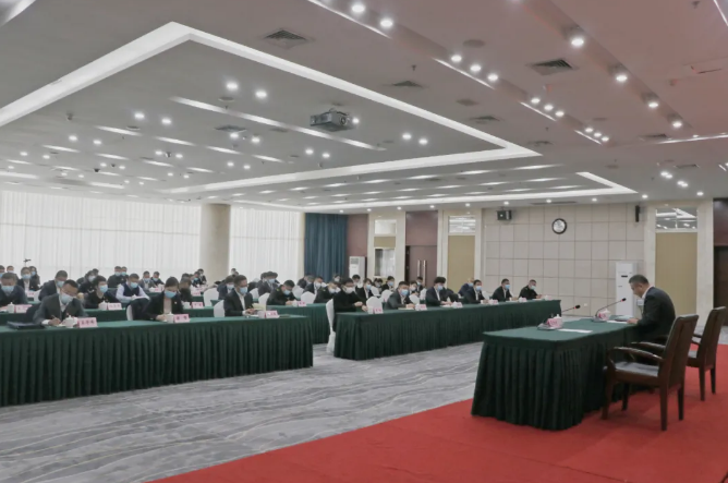 月博集团、温泉集团举办贯彻落实市第十三次党代会精神宣讲报告会